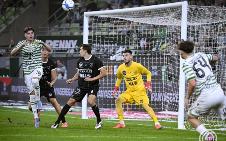 Labdarúgó NB I - Kétgólos hátrányból mentett pontot a Ferencváros