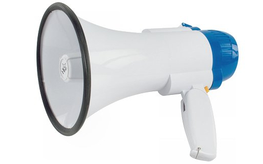 Kampánycsendsértés Makón