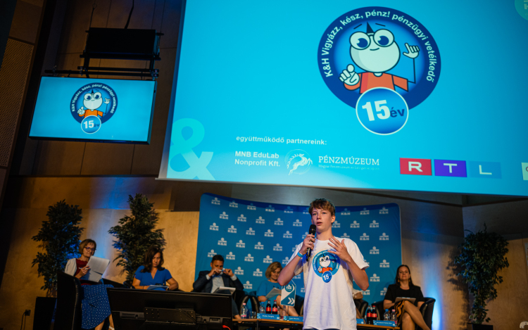 Kitettek magukért a diákok és a tanárok