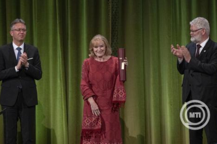 Négy alkotót választottak idén a nemzet művészének