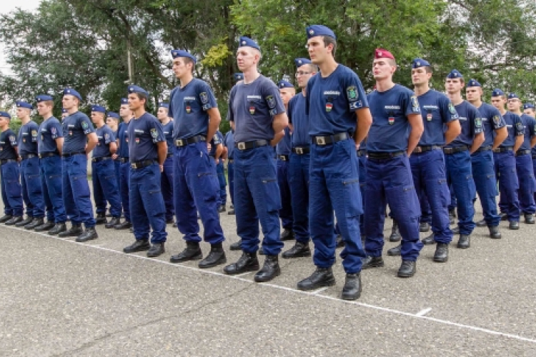 Árvízi védekezés Baranya megyében - fotókkal, videóval