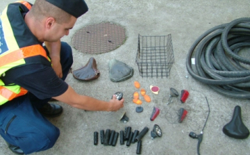 Feldarabolta az ellopott bicikliket