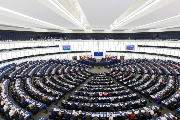 A menekültüggyel kapcsolatban szólaltak fel magyar EP-képviselők