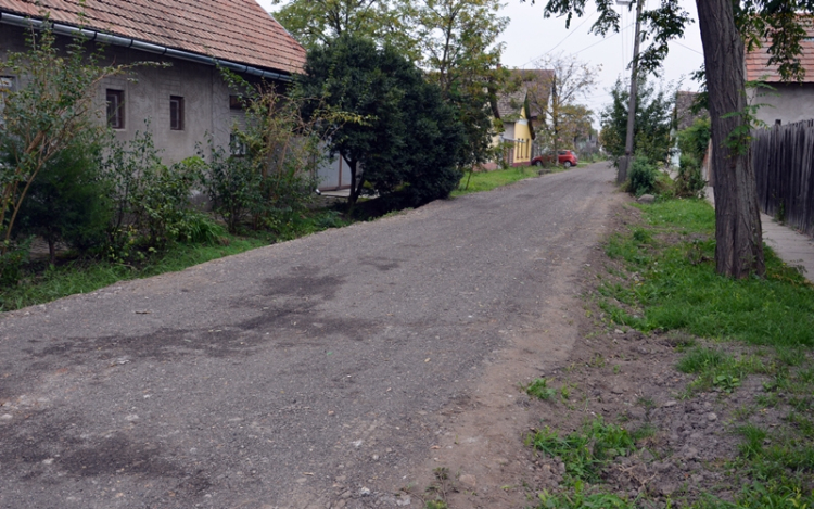 Kész lett az útalap a Vasvári Pál utcában