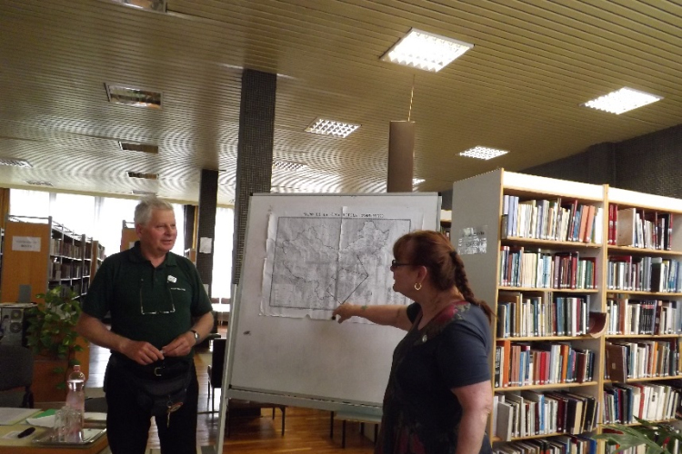 Úti beszámoló a könyvtárban.