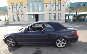 Lopott BMW Kiszomboron