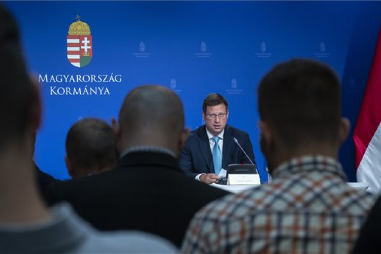 Gulyás Gergely: háborúellenes akciótervről döntött a kormány 
