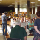 Úti beszámoló a könyvtárban.