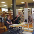 Úti beszámoló a könyvtárban.