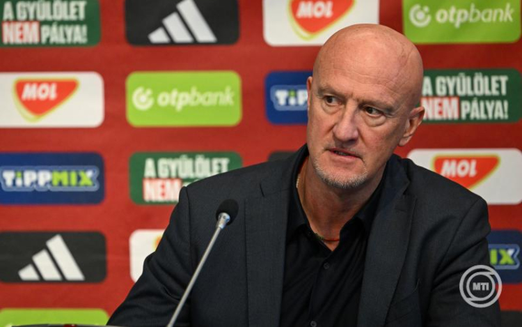 Magyar labdarúgó-válogatott - Csongvai és Vitális a keretben