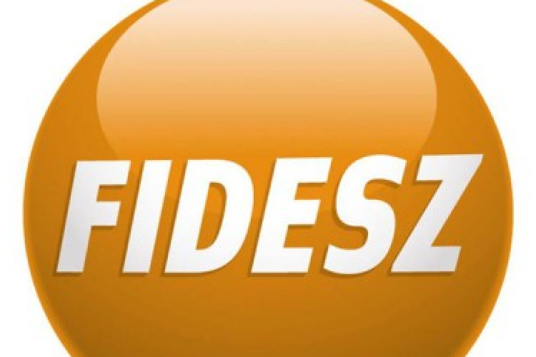 Sajtóközlemény- „utoljára még jól megtömik a zsebüket a bukott baloldali politikusok.”