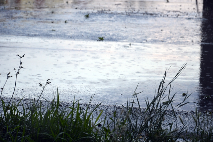 Záporral és jéggel kezdett a hét