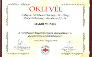 Magyar Vöröskereszt kitüntetést kapott a Hagymatikum és a Makói Mozaik