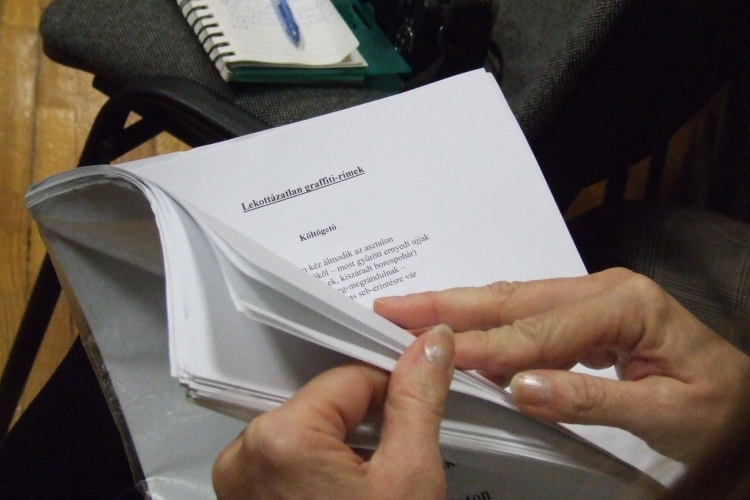 Interaktív Irodalmi és Művészeti Szalon a makói Könyvtárban