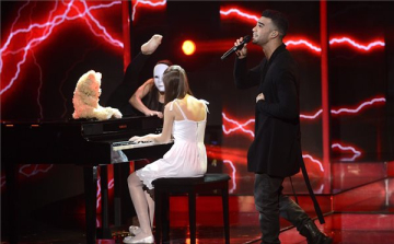 Eurovíziós Dalfesztivál - Osztrák győzelem, Kállay-Saunders András ötödik