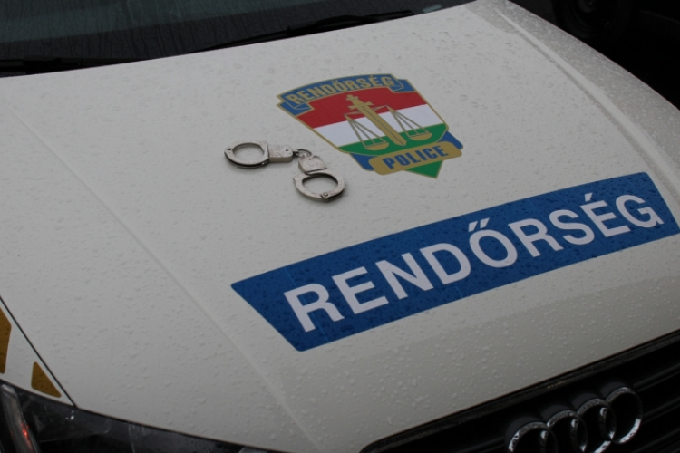 Kétszer bukott: motorral el, csalással le