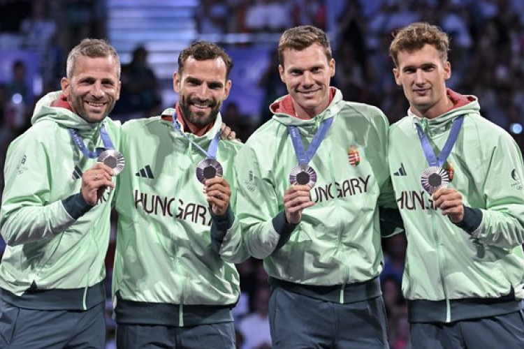 Huszonnyolc év után magyar csapatezüst férfi kardban