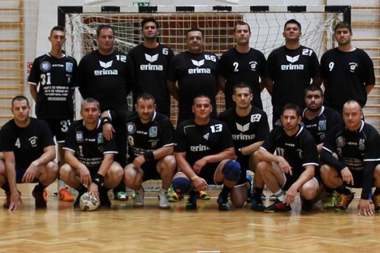 Kézilabda: Csúfos vereséget szenvedett az Onion City