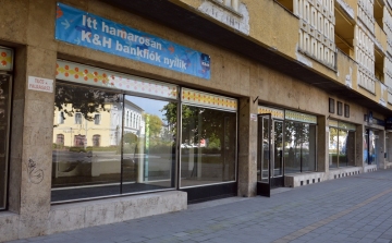 Nagyobb üzletbe költözik a K&H Bank