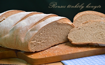 Ünnepi kenyerem: Roszos tönköly kenyér
