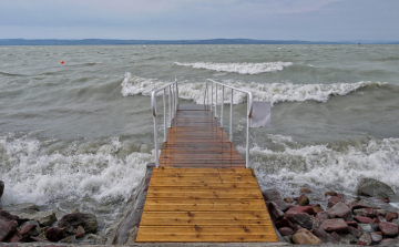 Balatonon volt a leglátványosabb a tegnapi vihar