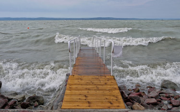 Balatonon volt a leglátványosabb a  tegnapi vihar