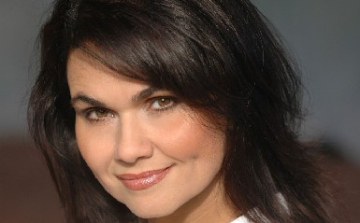 Komoly a baj: Nem tud zongorázni Szentpéteri Csilla