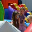 Gyereknap a Hagymaház mögött