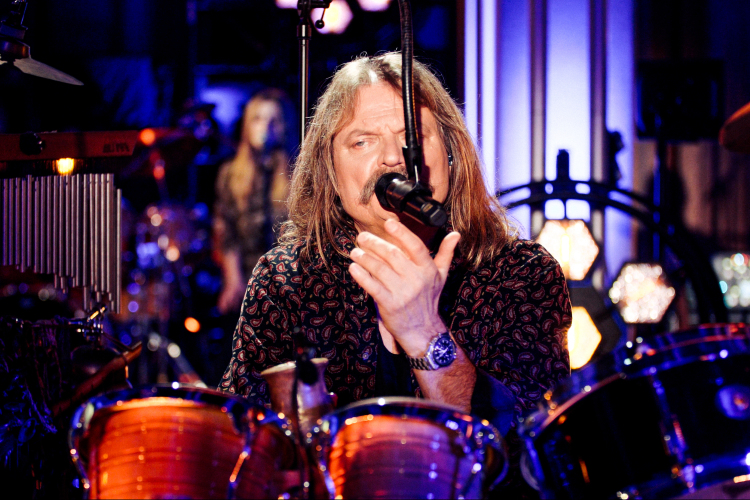 Világméretű koncerttel jelentkezik Leslie Mandoki és csapata