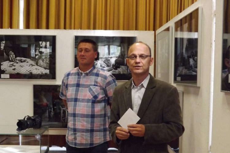 Fotókiállítás nyílt a makói könyvtárban