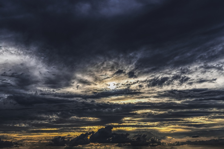 Borúsabban, csapadékosabban kezdődik a hét