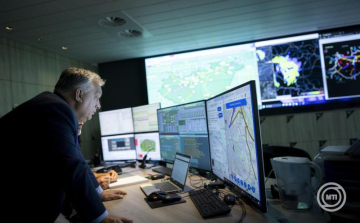 Orbán Viktor: a magyarok érdeke, hogy barátokat gyűjtsenek és jó kapcsolatot ápoljanak a nagyhatalmakkal