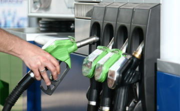 Emelkedett a benzin ára