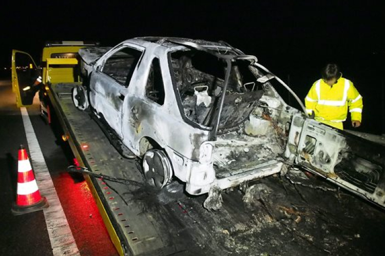 Kiégett egy személyautó Makó határában