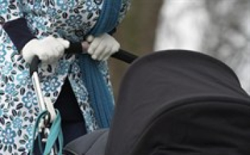 Babakocsi rejtette az ellopott holmit