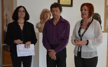 Fritz Mihály szobrászművész kiállítása a Hagymatikumban