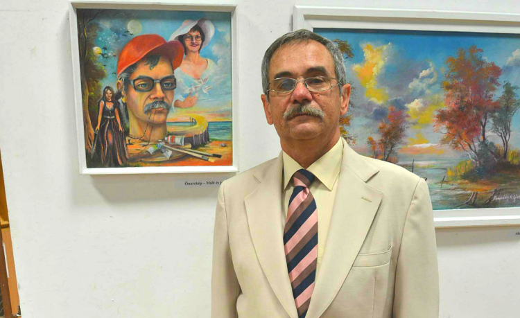 Fák, vizek, fények címmel nyílt kiállítás a makói József Attila Könyvtárban