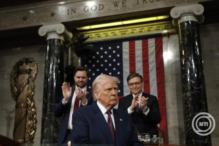 Jelentősen csökkennek a külföldi segélyprogramokra és médiatámogatásokra szánt amerikai pénzek