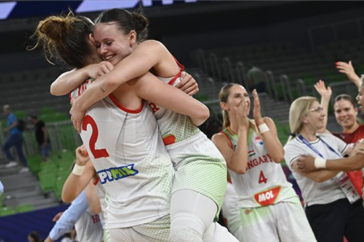 Női kosárlabda Eb - Bravúr a címvédő ellen, csoportelsőként negyeddöntőben a magyarok