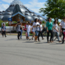 SZÍVesen sétálnék veled