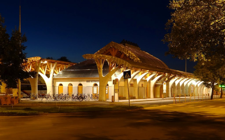 Tetszik önnek a buszmenetrend?